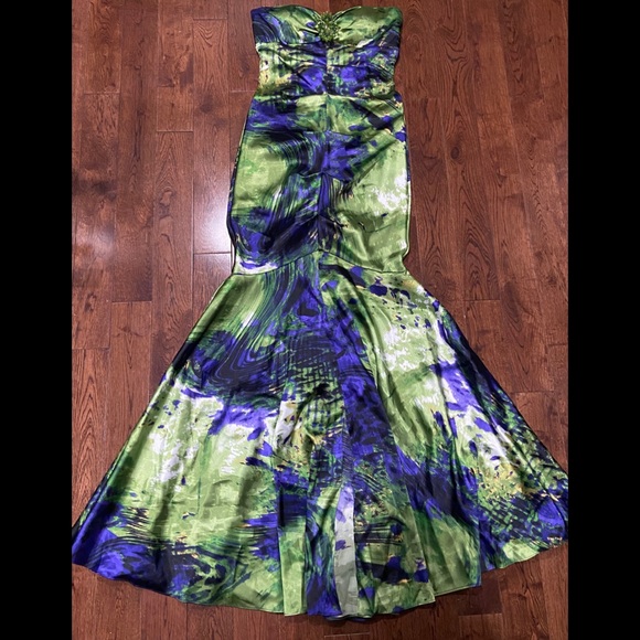 Women’s Mermaid dress - Picture 2 of 5